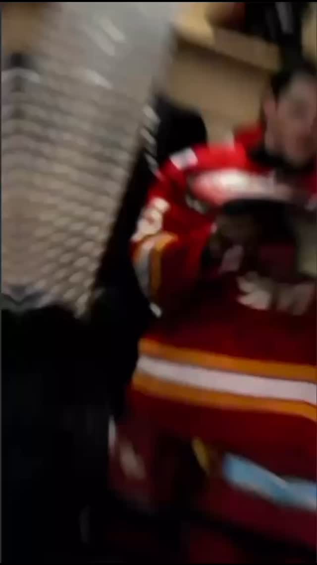 @max.wingrove with the belt!
🔥🔥🔥🔥
🎥 - @trexfilmz